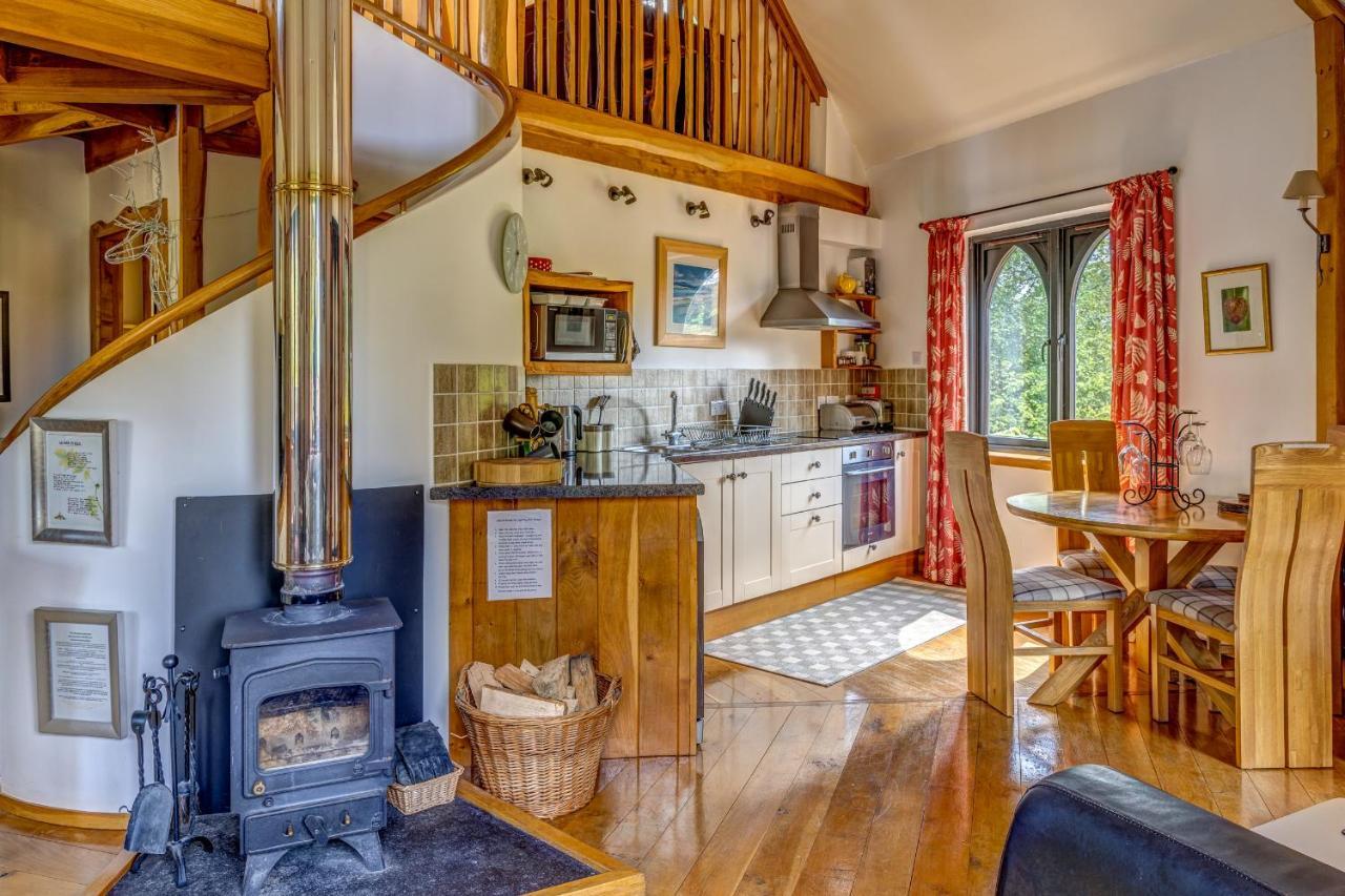 Вілла Kinlochlaich Tree House Appin Екстер'єр фото
